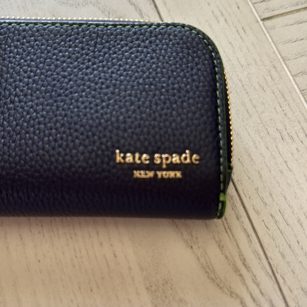 The Garden Small Slim Bifold Wallet - Picture 4 of 4